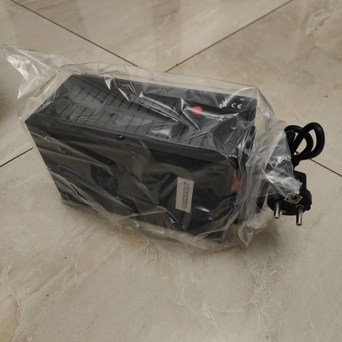 Стабілізатор напруги KEMOT SER-500-W 500 ВА автоматичний AVR 230В