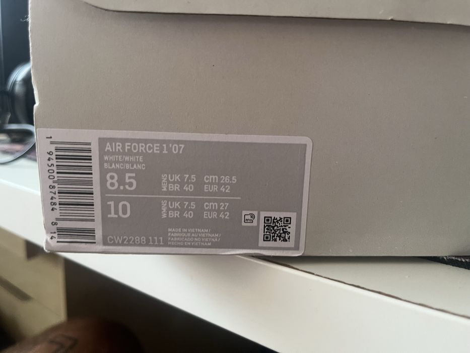 Białe Nike air force 1 nowe