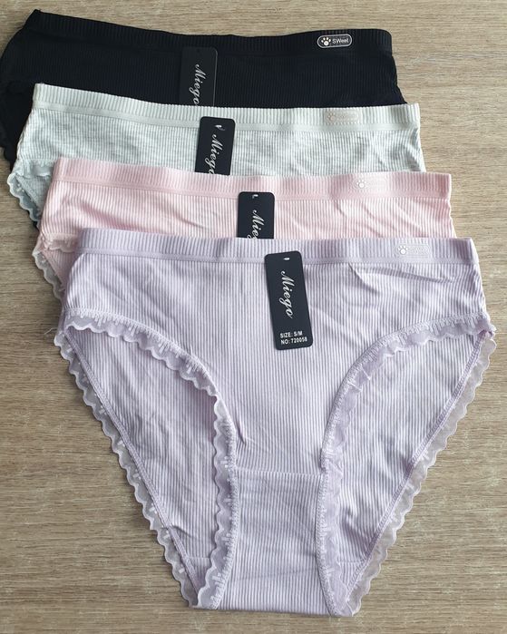 4×Damskie majtki figi w prążek S