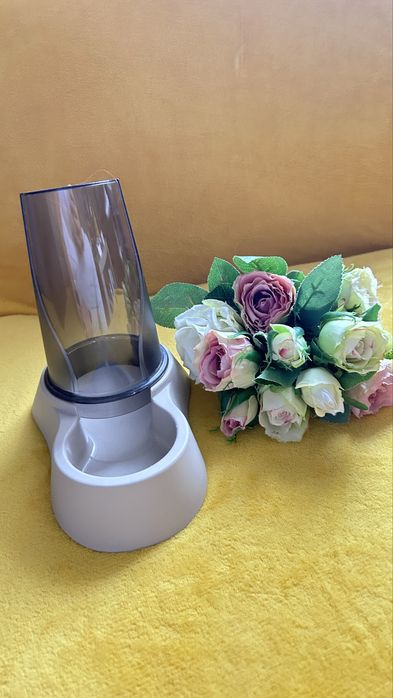 Poidlo dozownik na wode lub karme dla kota psa królika świnki morskiej