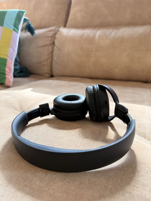Auscultadores JBL Tune 520BT – Preto | Bluetooth