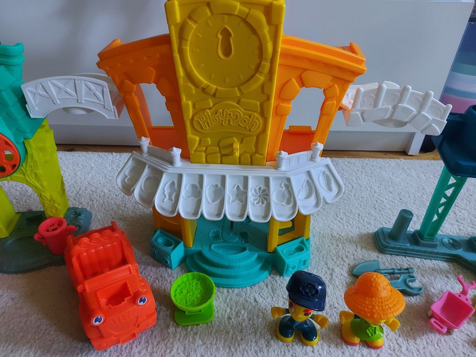 Zestaw do ciastoliny Play -Doh miasteczko