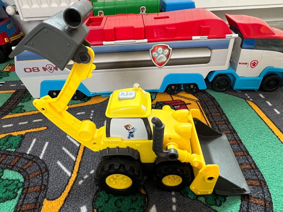 Боб Будівельник трактор/Bob The Builder Tractor Dig and Drive Scoop