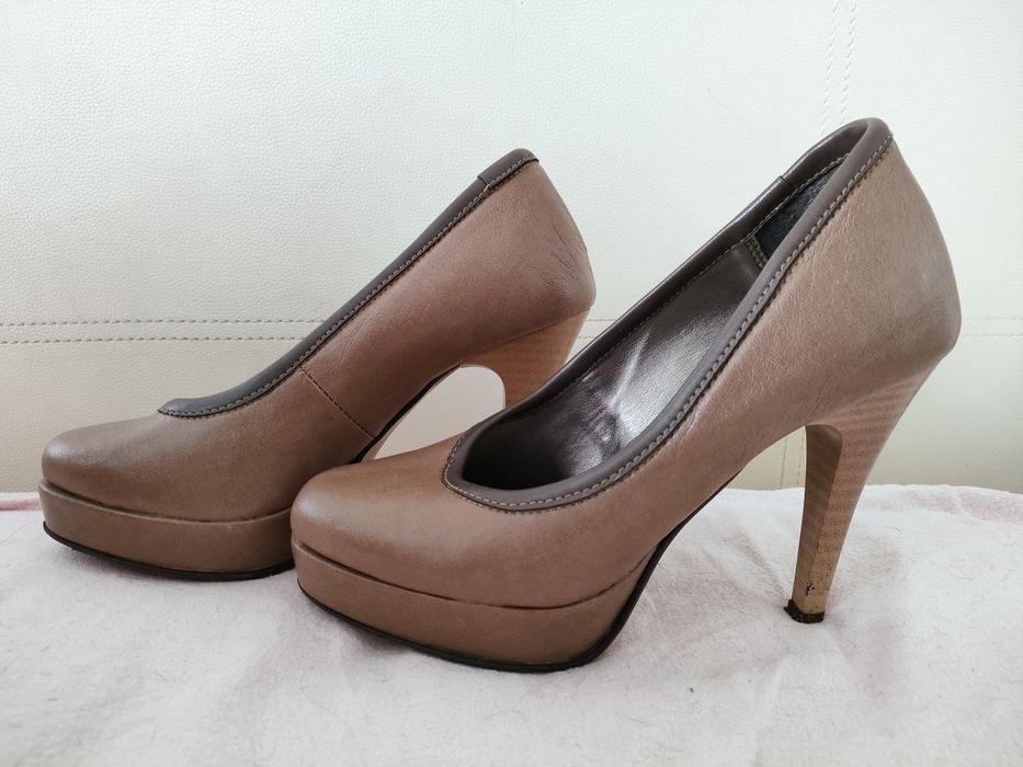 Szpilki brązowe skórzane 36 Krzyś But