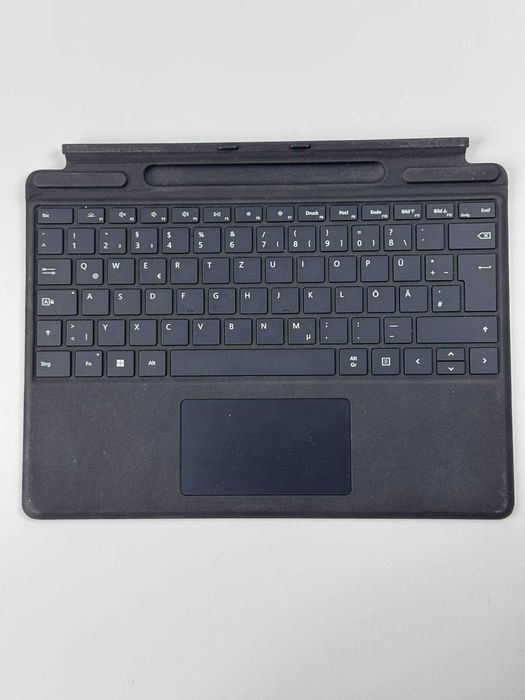 Чохол-клавіатура Microsoft Surface Pro Signature Keyboard QWERTZ Black (з тачпадом, німецька розкладка)