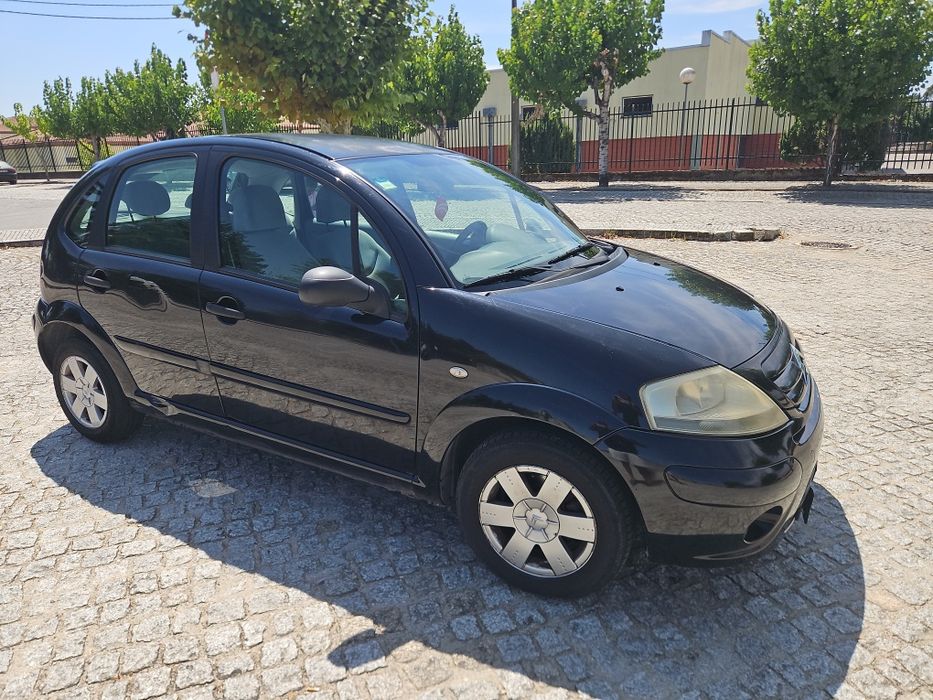 Citroen C3 1 1.1i 60cv Gasolina (Com Avaria Eletrónica)
COM AVARIA ELÉTRICA