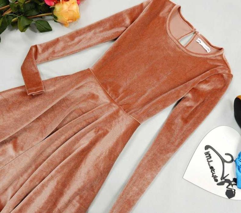 Sukienka Bombka Pudrowa Różowa Morelowa Elegancka Welurowa Aksamitna S