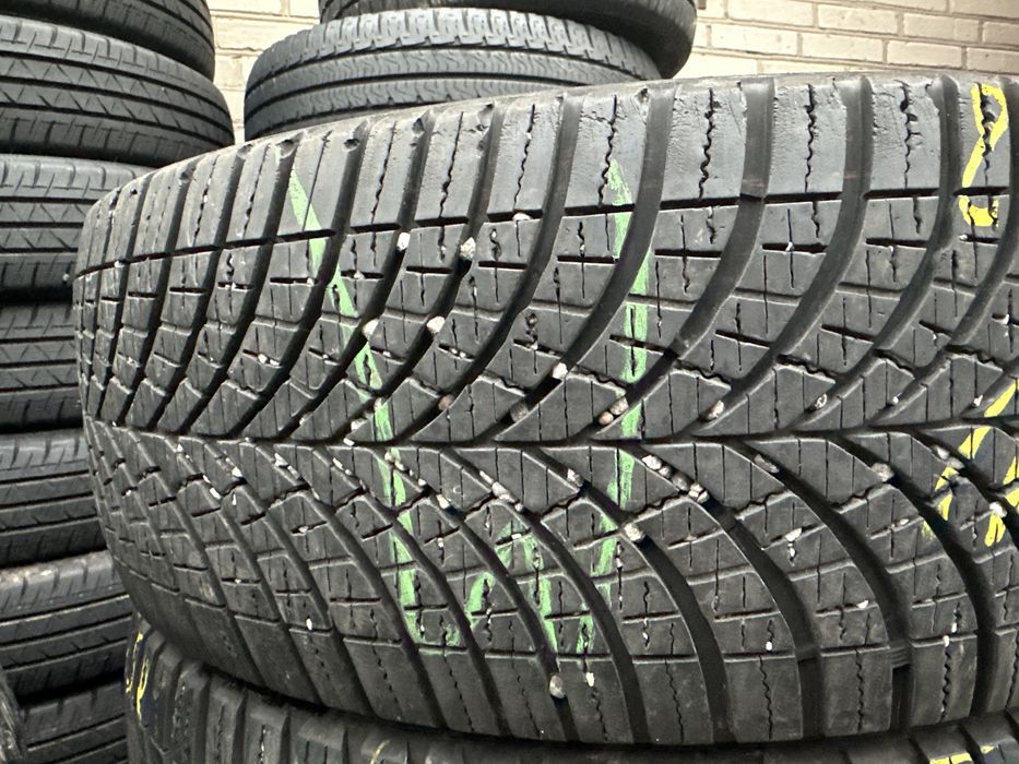 Opony 225/55/17 c 109/107 h Goodyear vector 4 seasons cargo