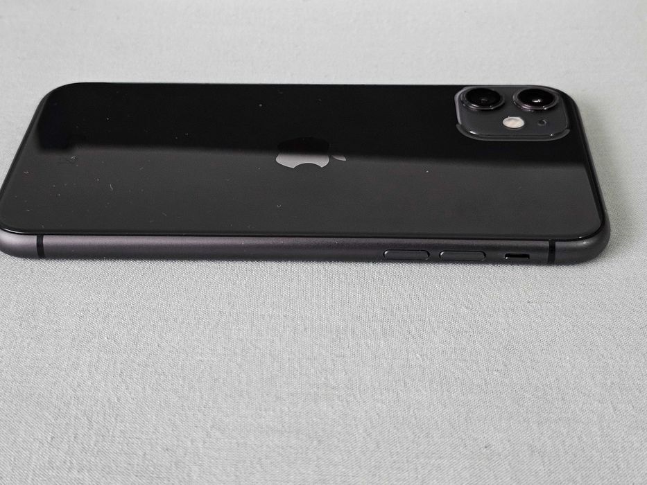 iphone 11 256GB. 100% Bateria original. Muito bom