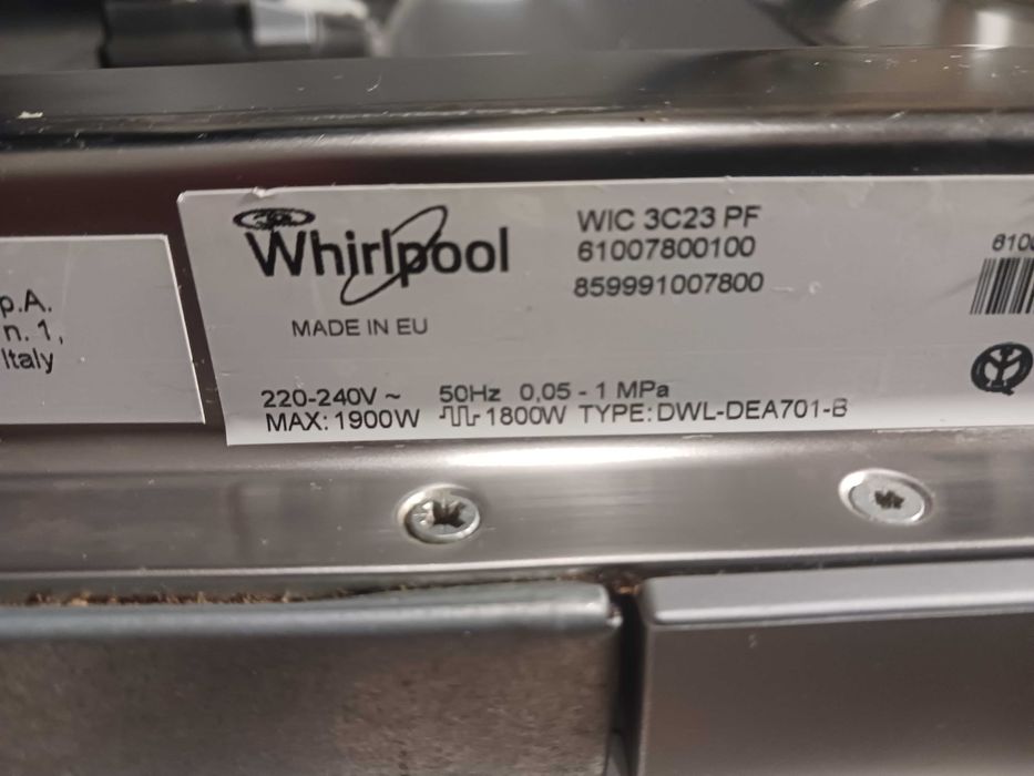 Sprzedam zmywarke whirlpool wic3C23PF czesci