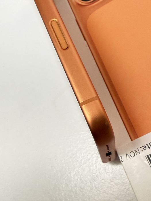 Vendo/Troco iPhone 17 Pro 256gb - C/ garantia