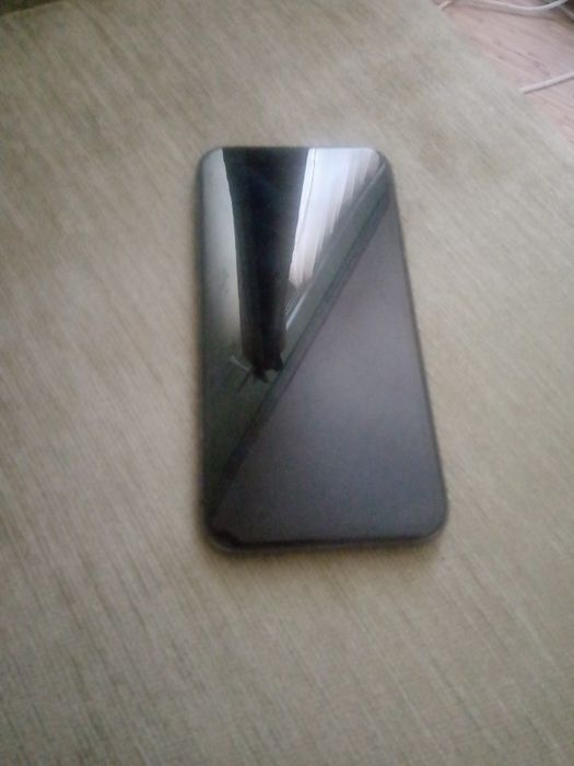 Apple iPhone 11 на запчасти.