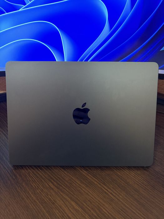 MacBook Air 13,6 M3 2024 Midnight (MRXV3), б/у гарантия!