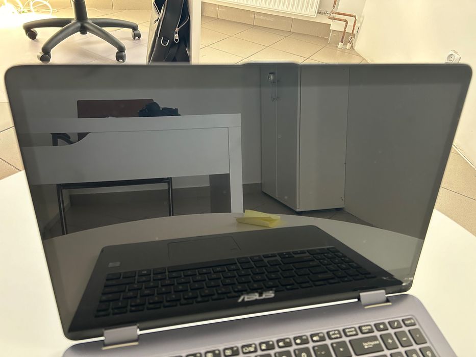 Laptop Asus Vivobook