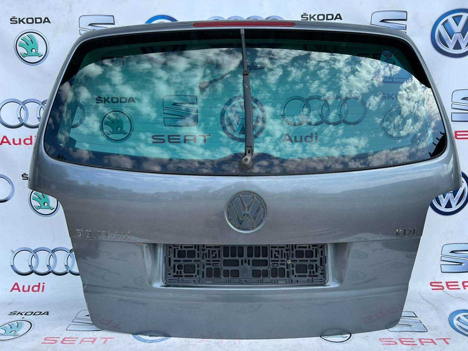 Кришка багажника ляда кляпа двері задні Volkswagen Touran Туран 03-10