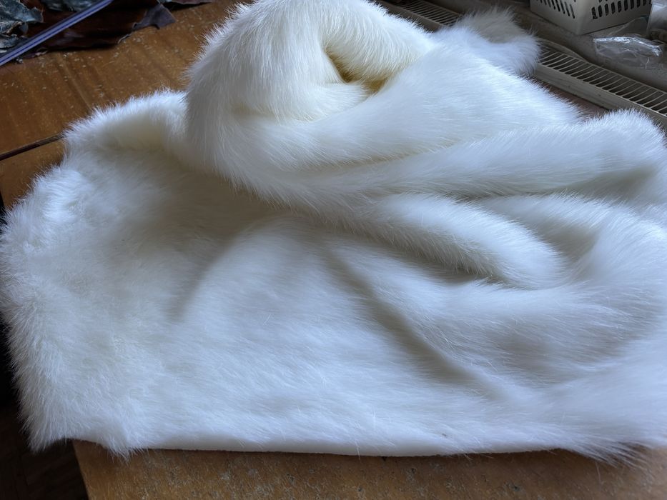 Sztuczne futro , fursuit , broda , skrzat ,