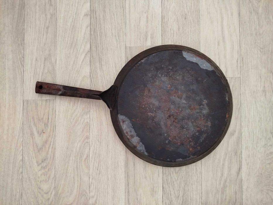 Сковорода большая жаровня СССР чугун-сталь Биол