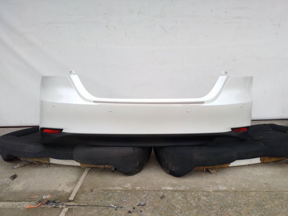 Бампер задній на Toyota Camry XV70 Тойота камрі 17-24 року