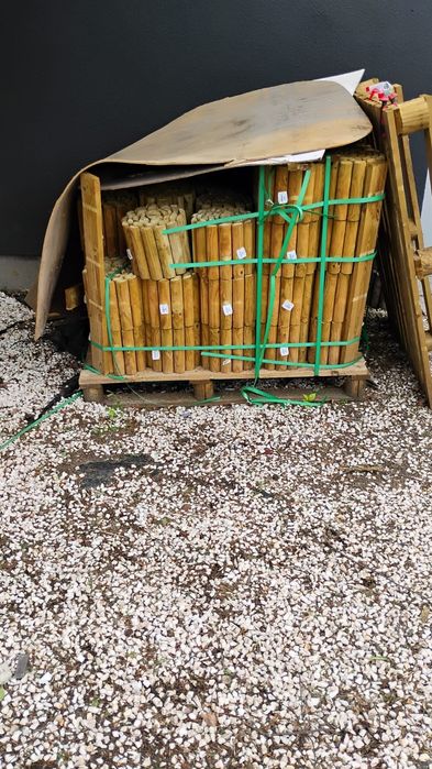 Obrzeża ogrodowe drewniane