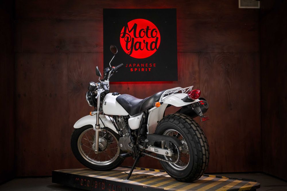 Suzuki Van Van 200 із Японії