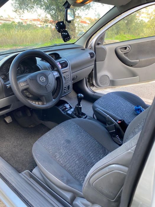 Opel corsa  2001