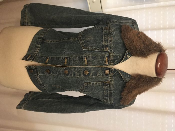 Blusão Casaco de Ganga da marca Zara com Gola Removível