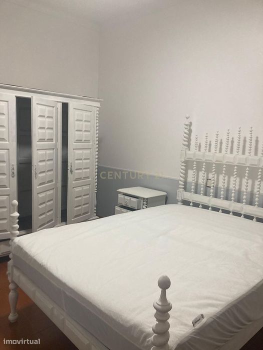 Apartamento T3 em Angra do Heroísmo para arrendamento