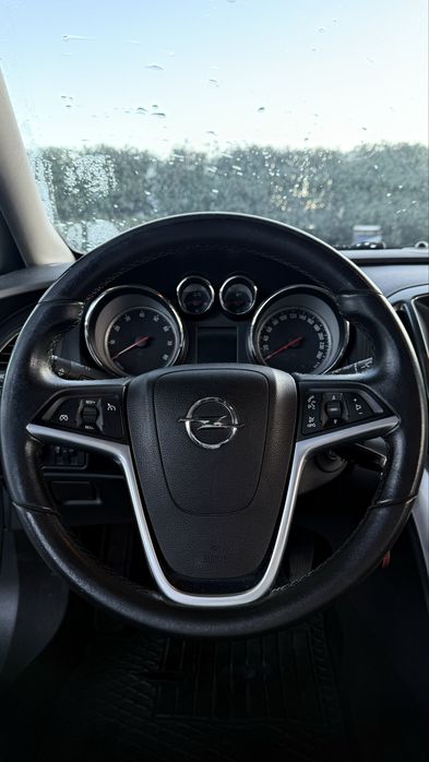 Opel Astra j 1.6 Turbo 180cv