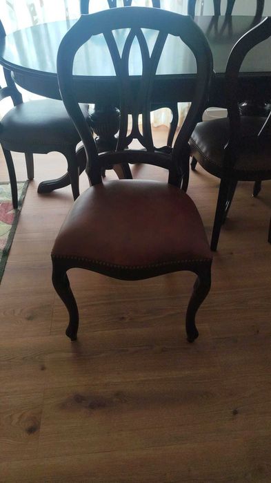 Conjunto Sala de Jantar Completo em Cerejeira