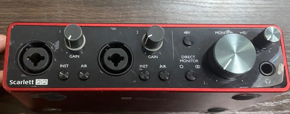 scarlett focusrite 2i2 - Купить электронику - Цены на OLX.ua