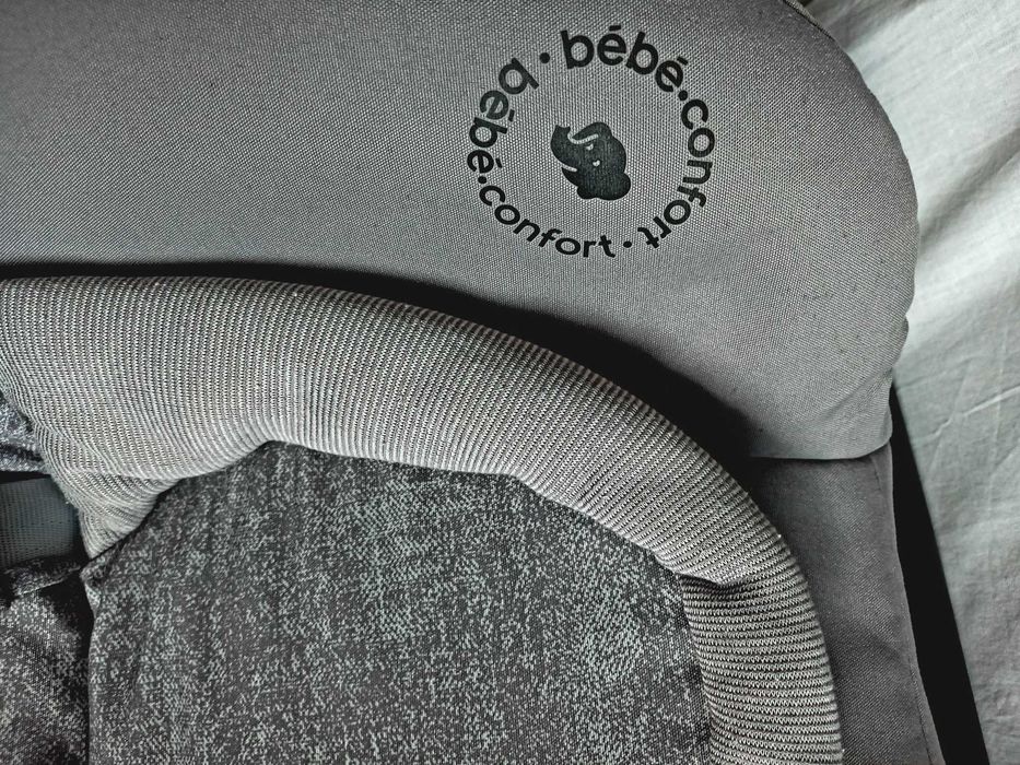 Cadeira auto (ovo) Bebé Confort Rock/até 12 Kg