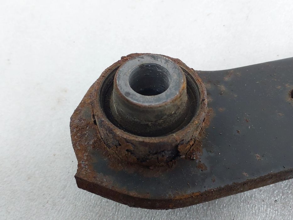 Braço de suspensão trás esquerdo CITROËN C4 Aircross