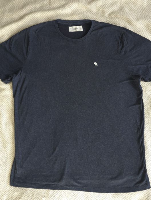 Granatowy T-shirt Abercrombie & Fitch rozmiar XXL
