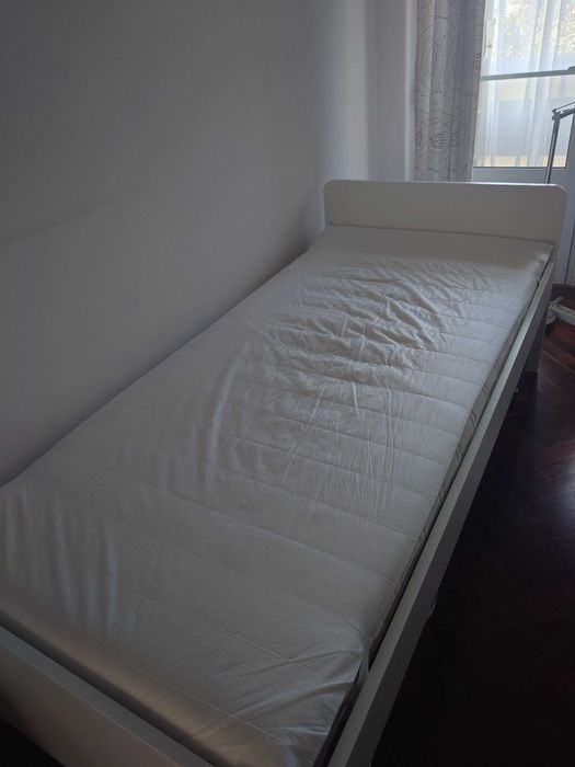 Cama Solteiro + colchão (90x200)