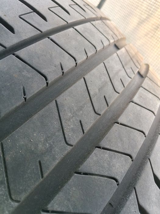 Opona Pirelli 285/45r21
