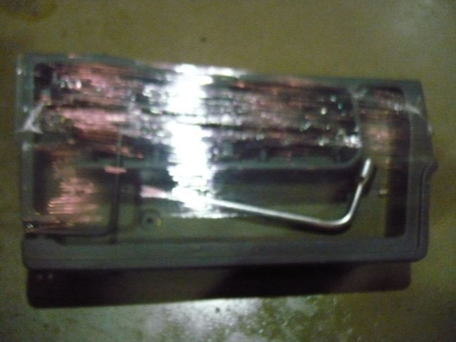 Macaco com chave de rodas - Toyota E12 ( 2003 )