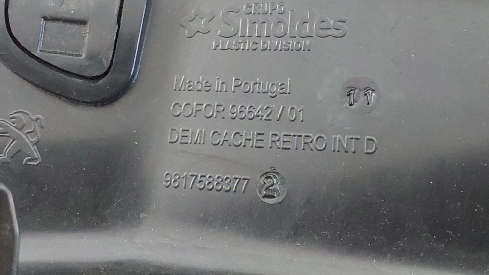 Plástico genérico PEUGEOT Partner (K9)