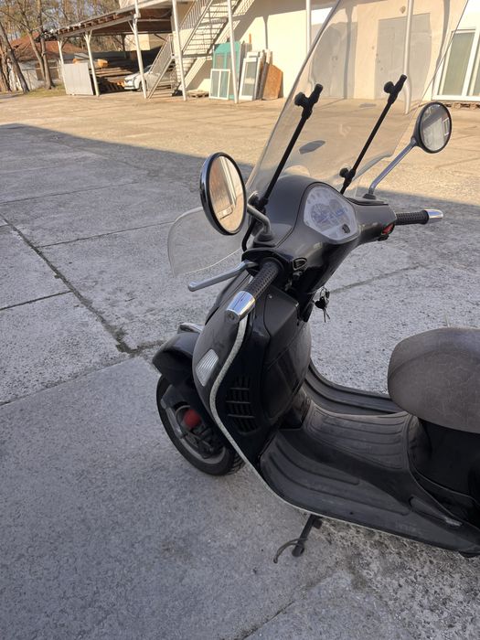 Продам скутер vespa