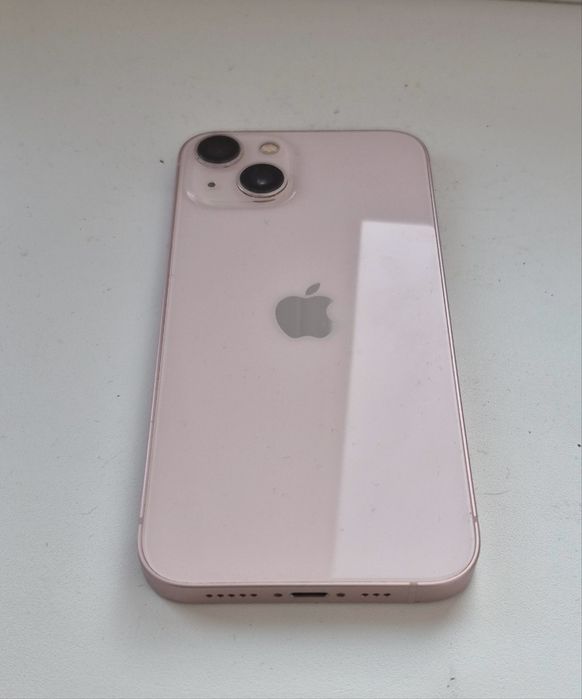 IPhone 13 на 256 в гарному стані