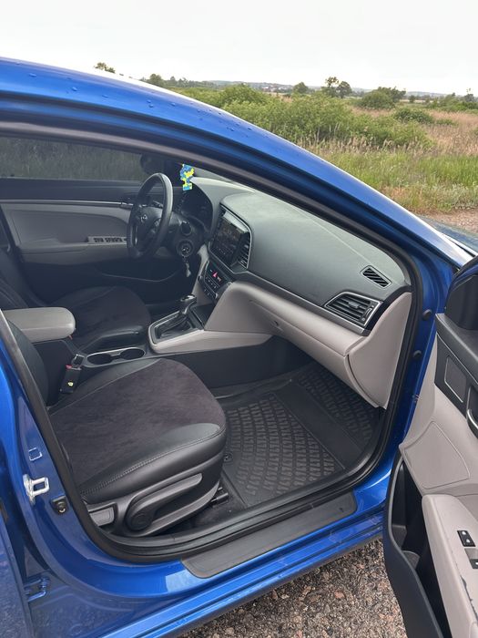hyundai elantra AD