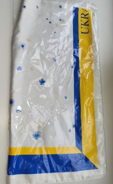 Патріотична хустка 90 на 90 нова