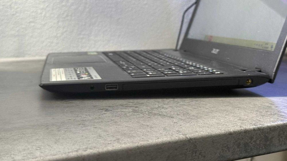 ACER Aspire E5-575G | Windows 10 [Semi-new] + New Charger64284585231491123