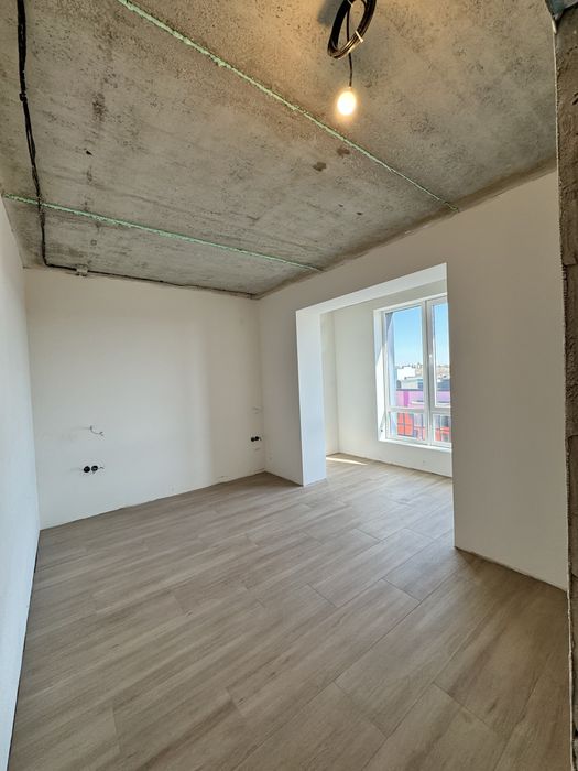 Продаж! Однокімнатна квартира з частковим ремонтом 47м2