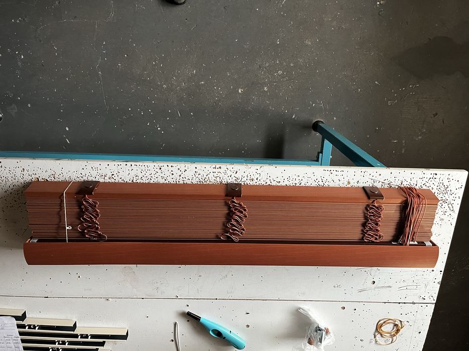 Żaluzje drewno 50mm cherry wood rozne wymiary