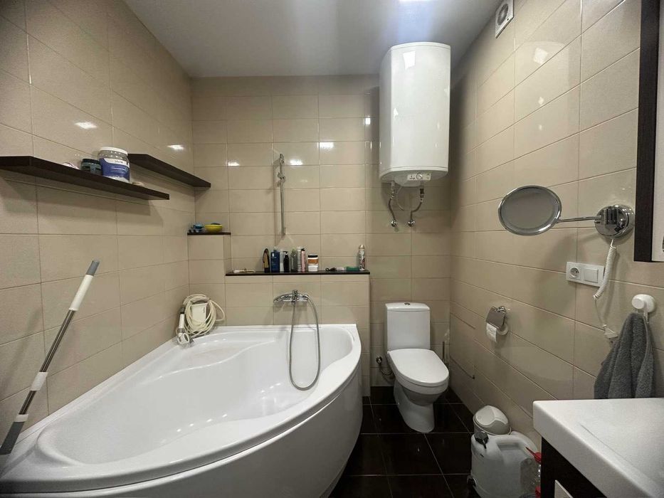 Трехкомнатная квартира и кухня 38м, ЖК "Звездный Городок", Армейская