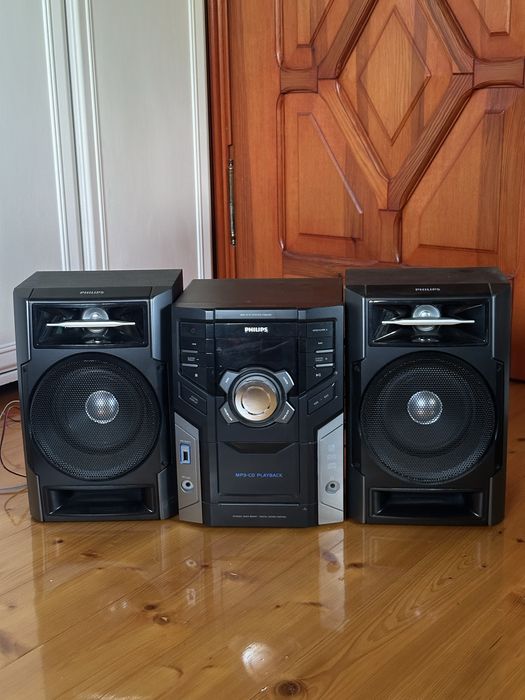 Sprzedam wieżę Mini Hi-Fi System FWM197