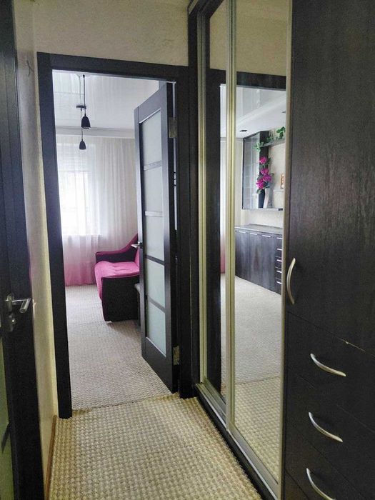2-кімн. 40 м² на ЧЕРВОНІЙ ЛІНІЇ | 1 поверх | автономне опалення | потенціал добудови та під бізнес