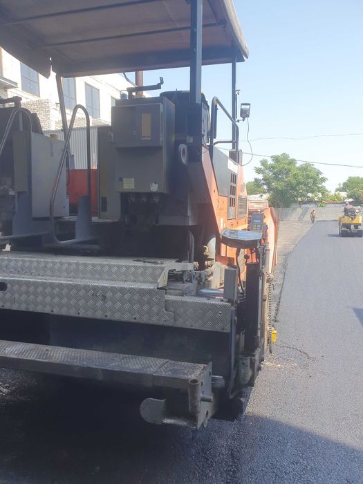 Аренда послуги спецтехники JSB 3CX виды дорожных работ