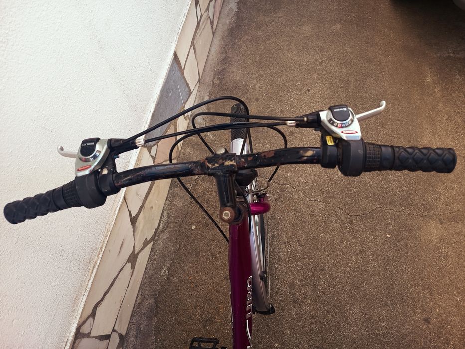 Bicicleta Kuro em ótimo estado