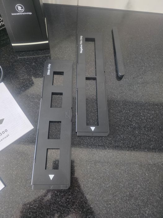 IT Zgrywarka negatywów klisz przeźroczy na komputer pc Innovative Technology 35mm